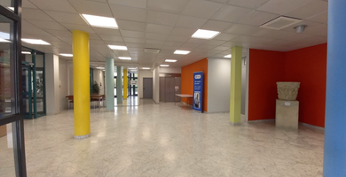 2025-07-salle-loc (390 x 420 px).png